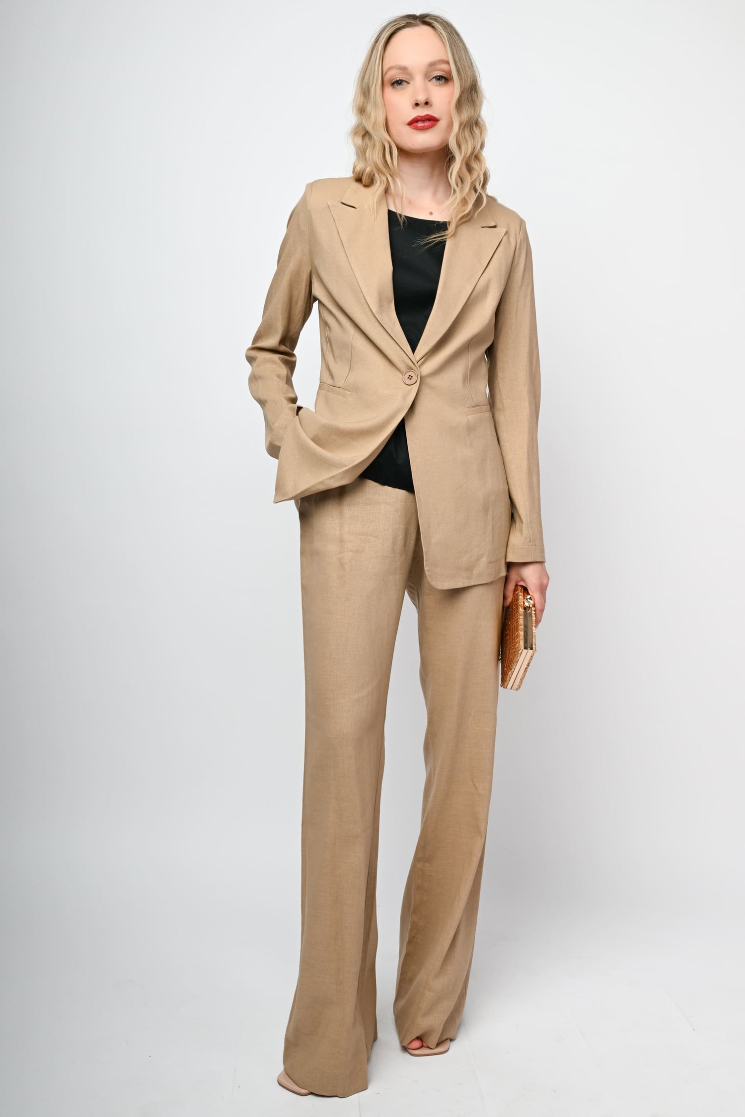 EM04PR17CM-24_1_1_d8143b4a-a967-44ff-83cc-bcc77104ed0d