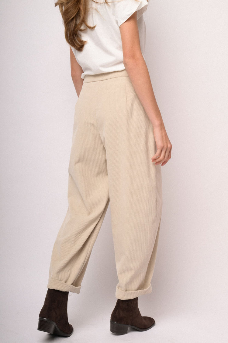 Pantaloni balloon beige in velluto a coste