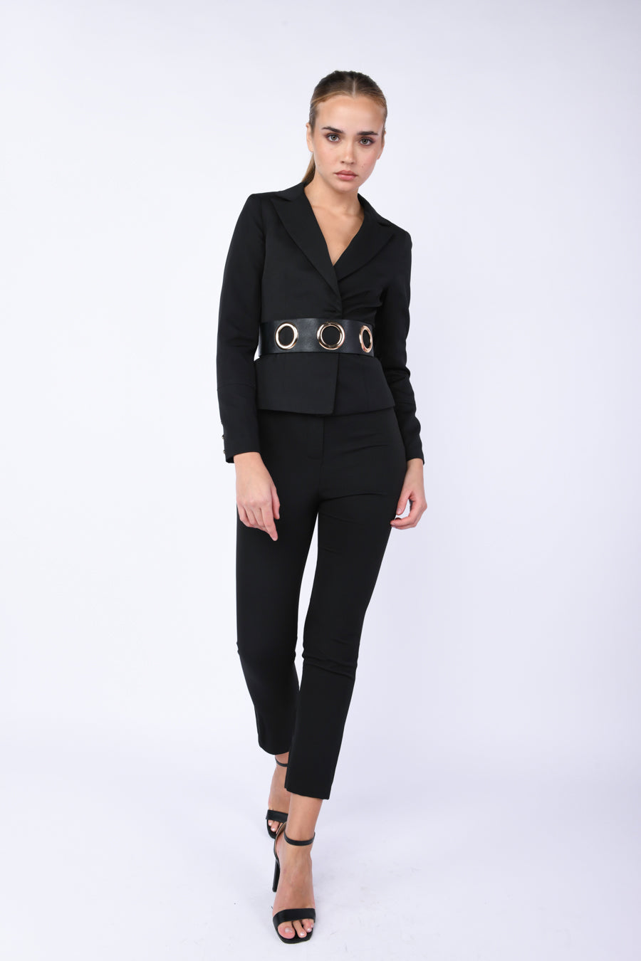 EM04PR8V2NE-23_1_1_10625fd2-60df-48e2-9174-9df29065d3df