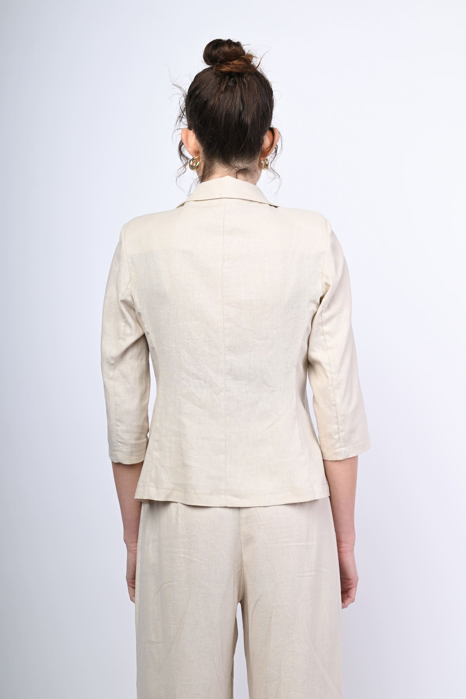 EM08PR33BE-24_8_11_25e420f6-40fd-4856-9442-725b88e55b81