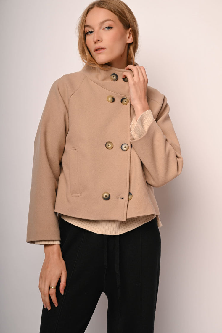 Cappotto corto doppiopetto