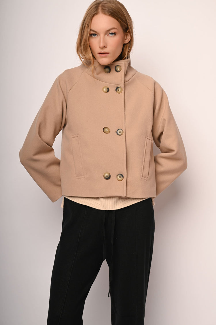 Cappotto corto doppiopetto