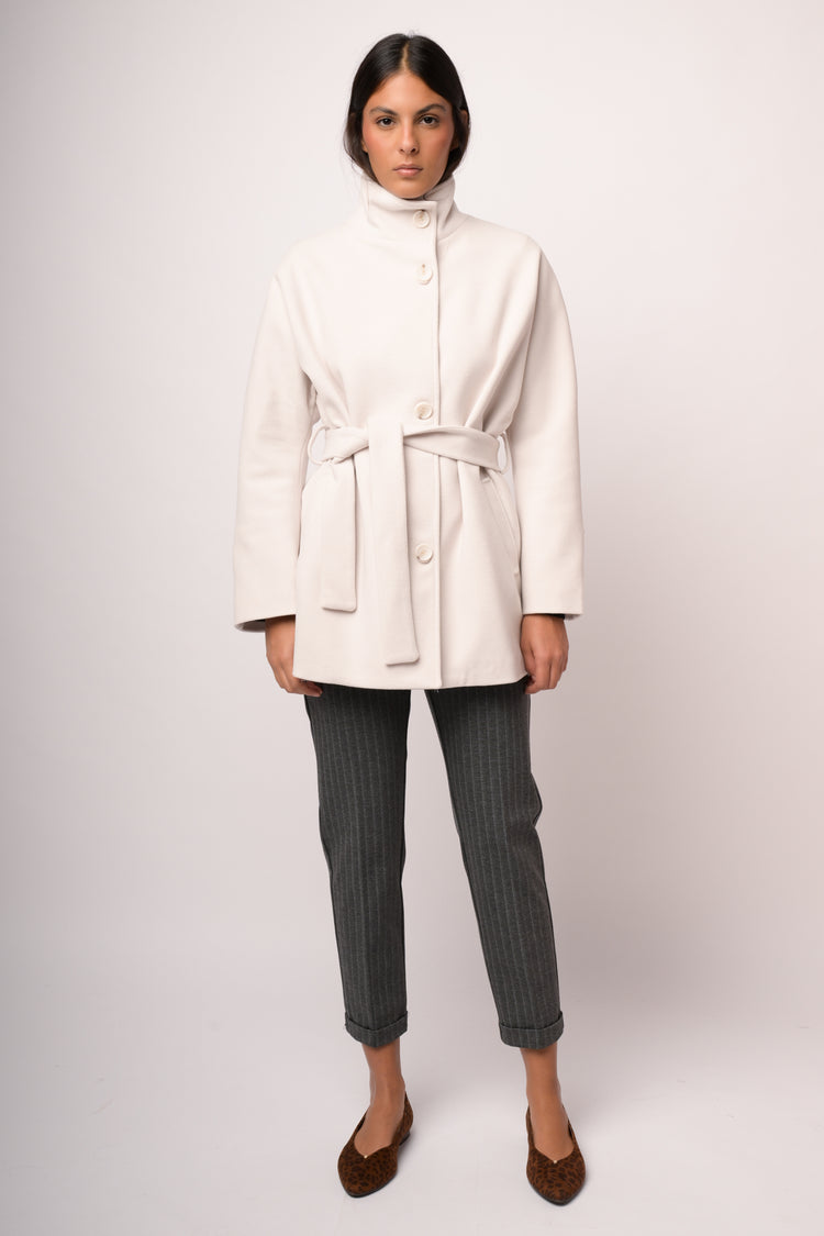 Cappotto collo coreano e cintura