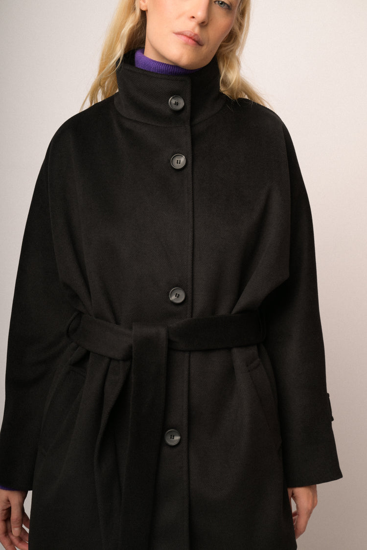 Cappotto lungo con cintura