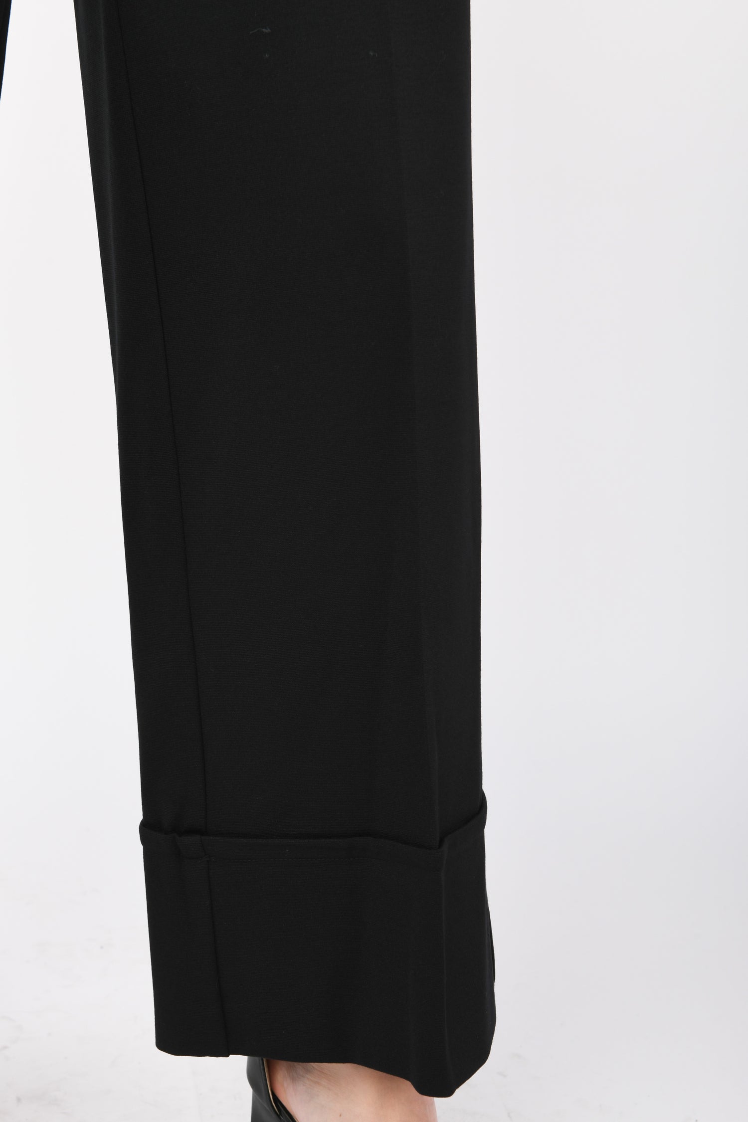 FBL2462NE-24_4_4_e77619b9-2820-4ccc-a3e6-bf430b68d287