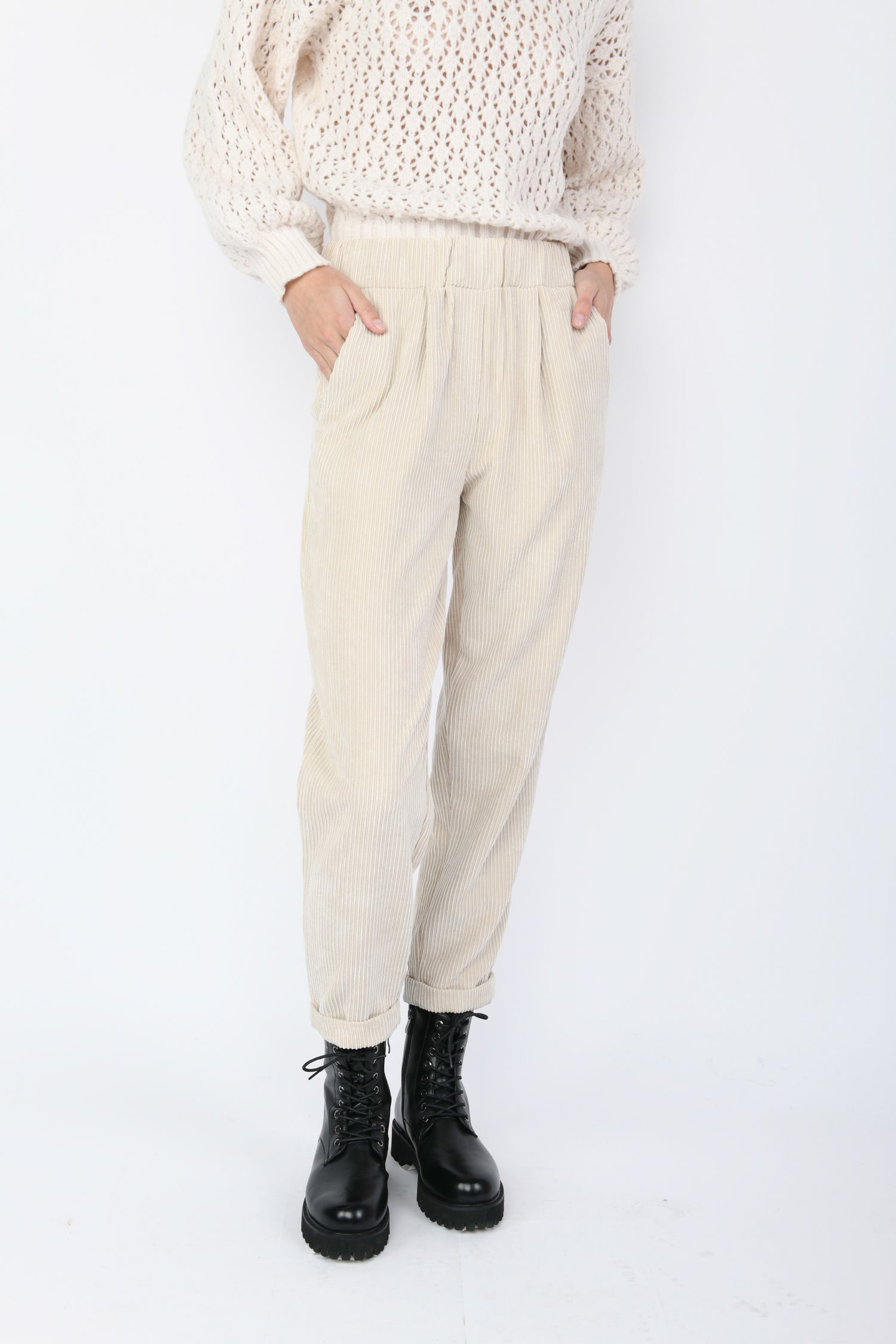 FBL2546BE-23_6_6_106b4983-cf55-4213-93a9-cf474357978d