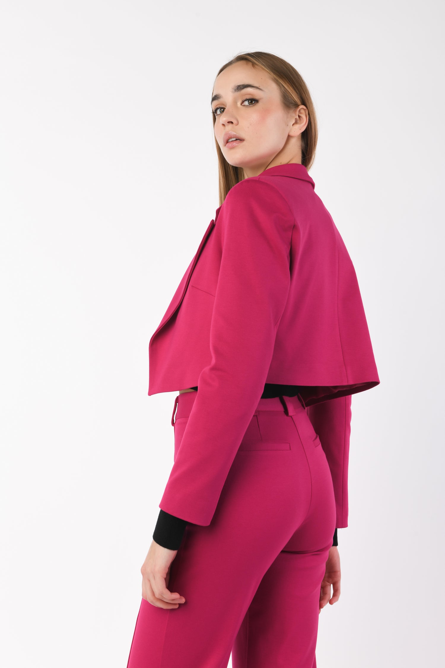 FBL2751AM-24_3_3_1b3986c3-7830-4d94-a54e-cb5d34e7e51e