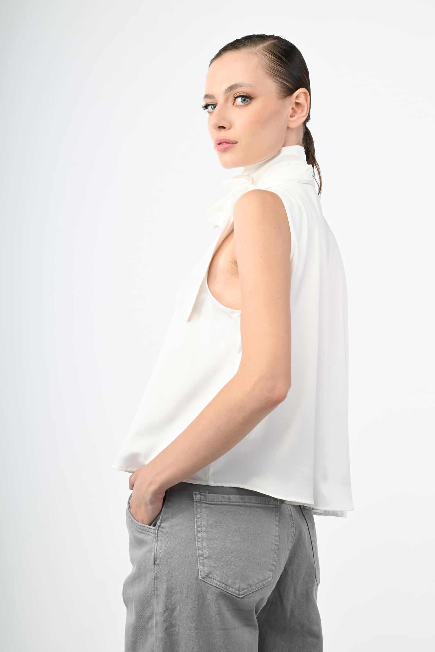 FBL2983RP0001PA-24_5_5_250d735f-85a4-40f1-bcc6-b771014e09d8