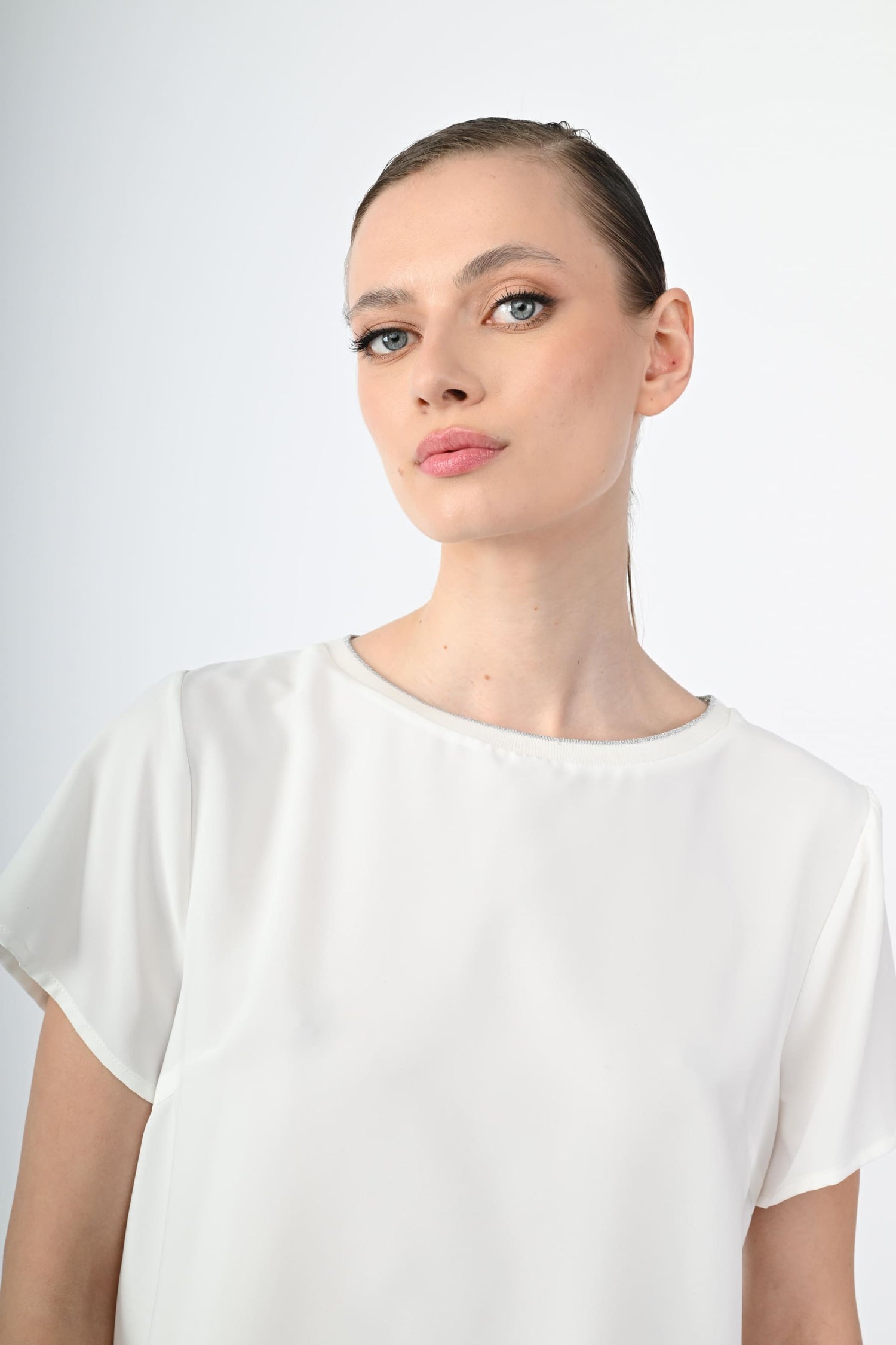 FBL3035BI-24_3_3_950537f3-bb59-43bf-a552-691b2fb2a3ac