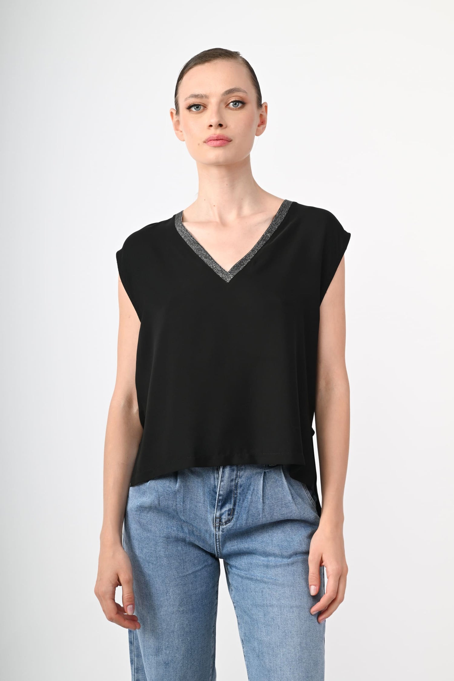 FBL3728NE-24_2_2_d1ee53ac-5549-43b9-ae47-3dee6de3ed0e