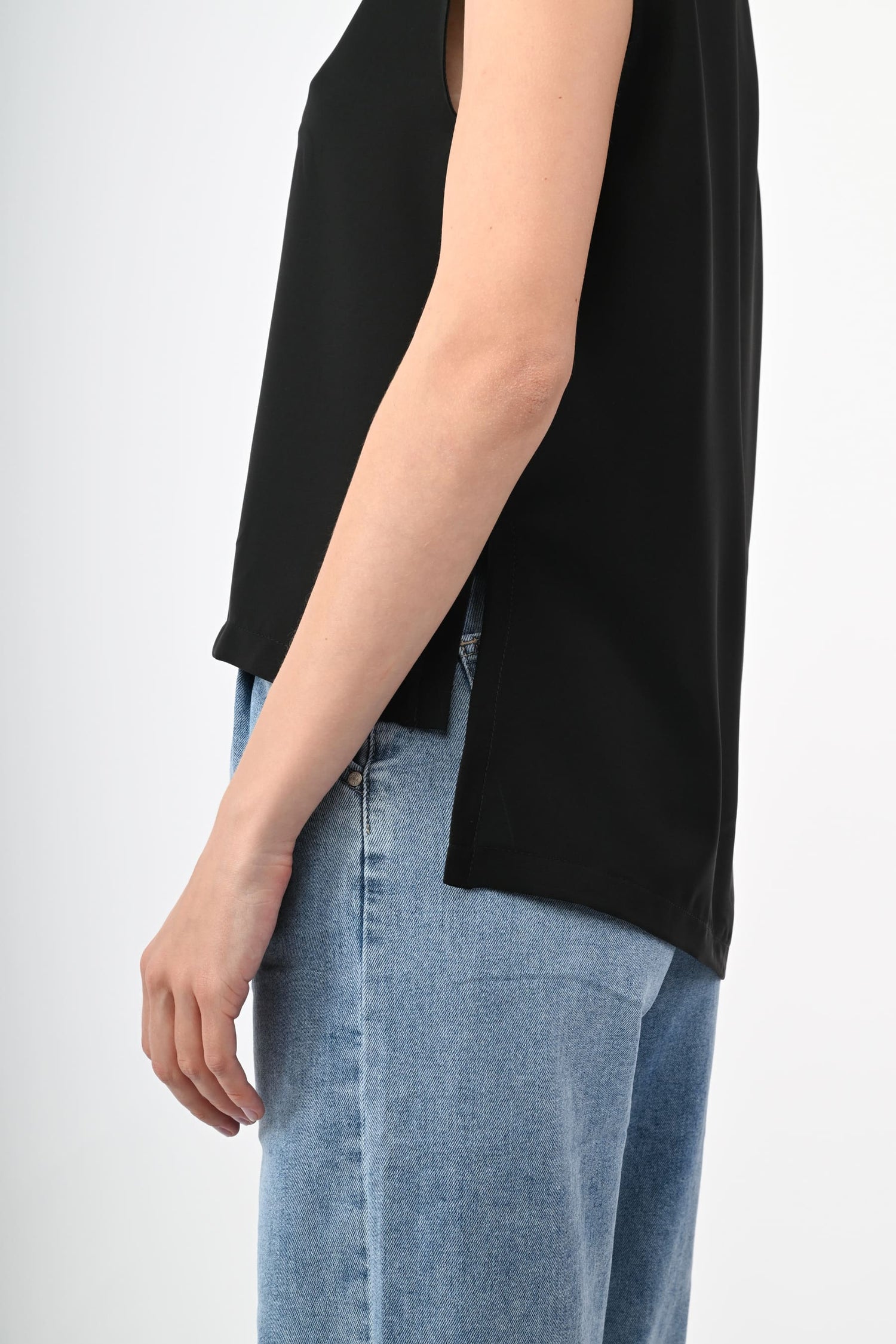 FBL3728NE-24_4_4_f7523f25-7abb-4034-9735-2cb8db0053ba