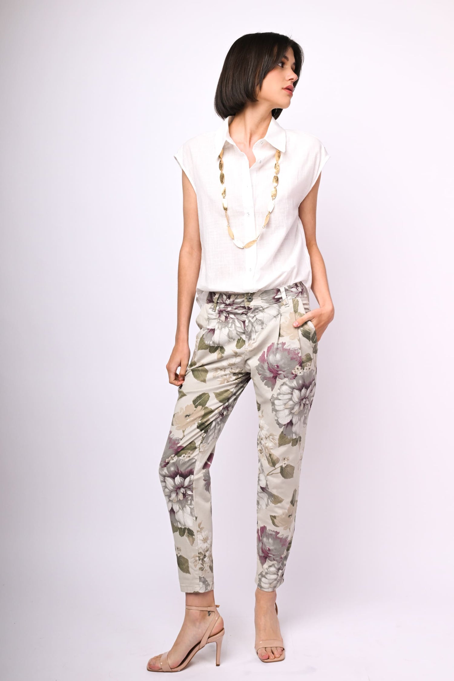 FK08452BI-24_8_8_f46911cd-4e38-4f35-893d-be20adebcb46