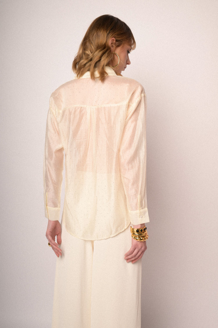 Camicia in organza avorio con mini borchie