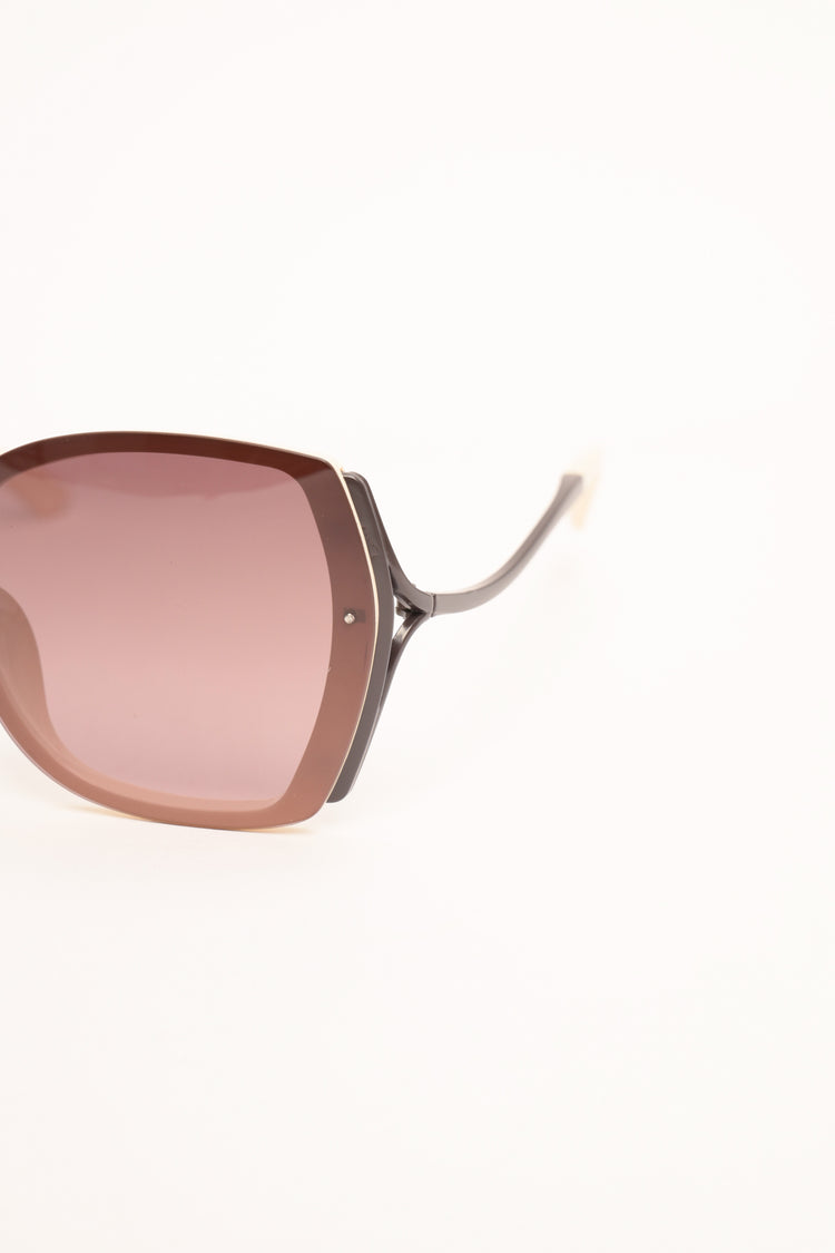 Occhiali da sole squadrati beige e rosa