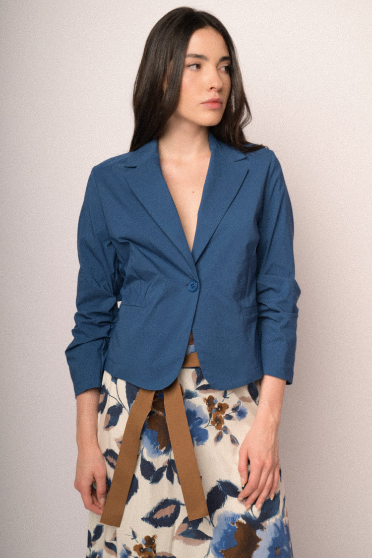 Blazer basic monopetto blu denim con maniche arricciate