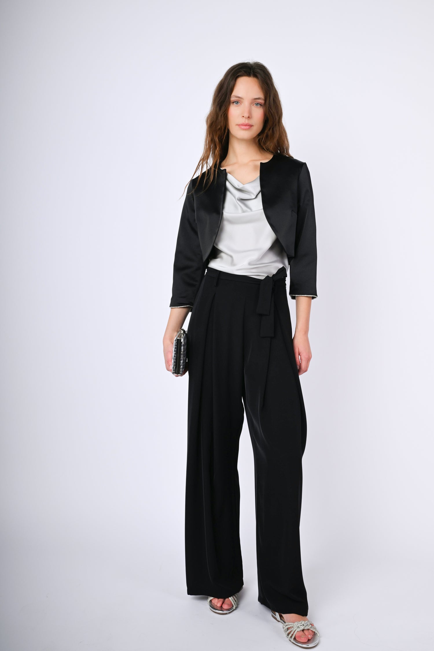 GIA56162E702NE-24_5_5_47ca997a-48a8-4680-b9f3-49e778e632b8