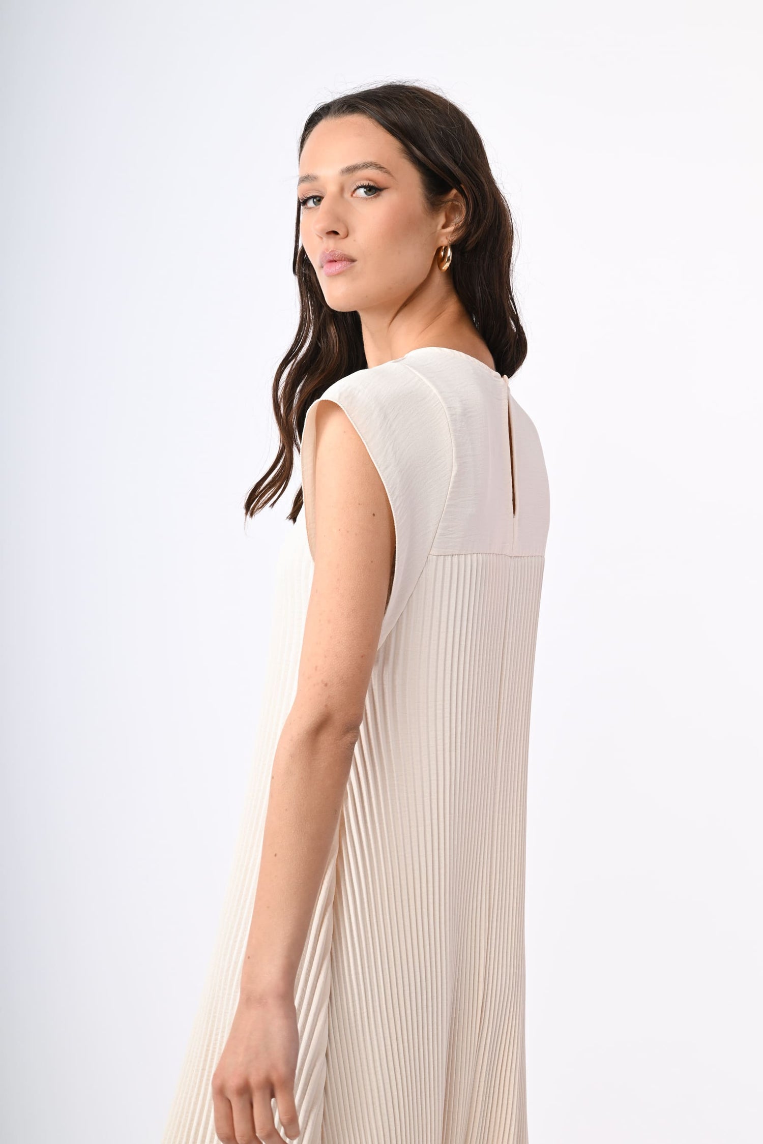 HZ18970PA-24_7_7_10e5b725-4241-41ec-af60-d54bc57153bf