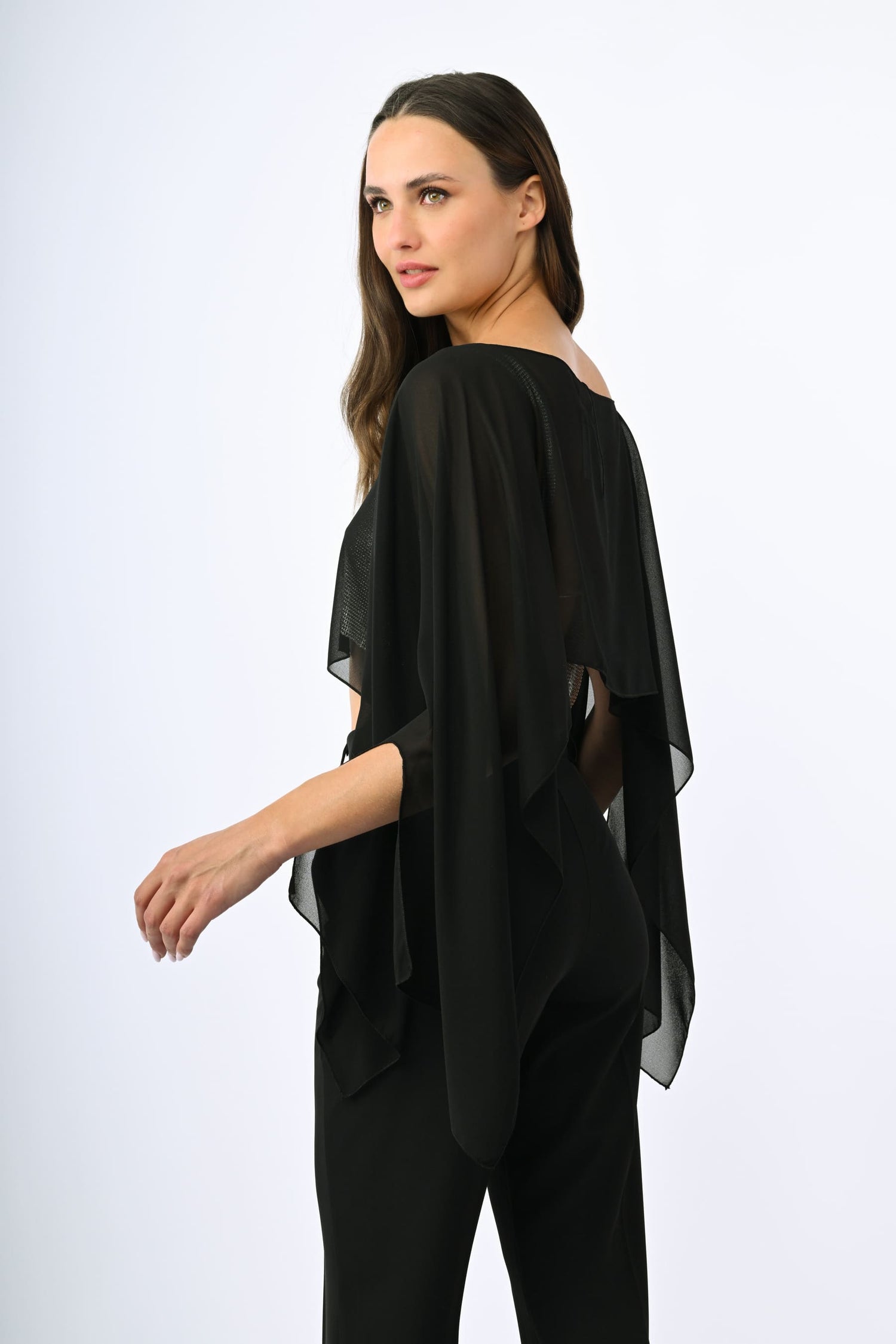 HZ19537NE-24_4_4_35cff9ef-1924-47b6-8d10-784fbe50b59a