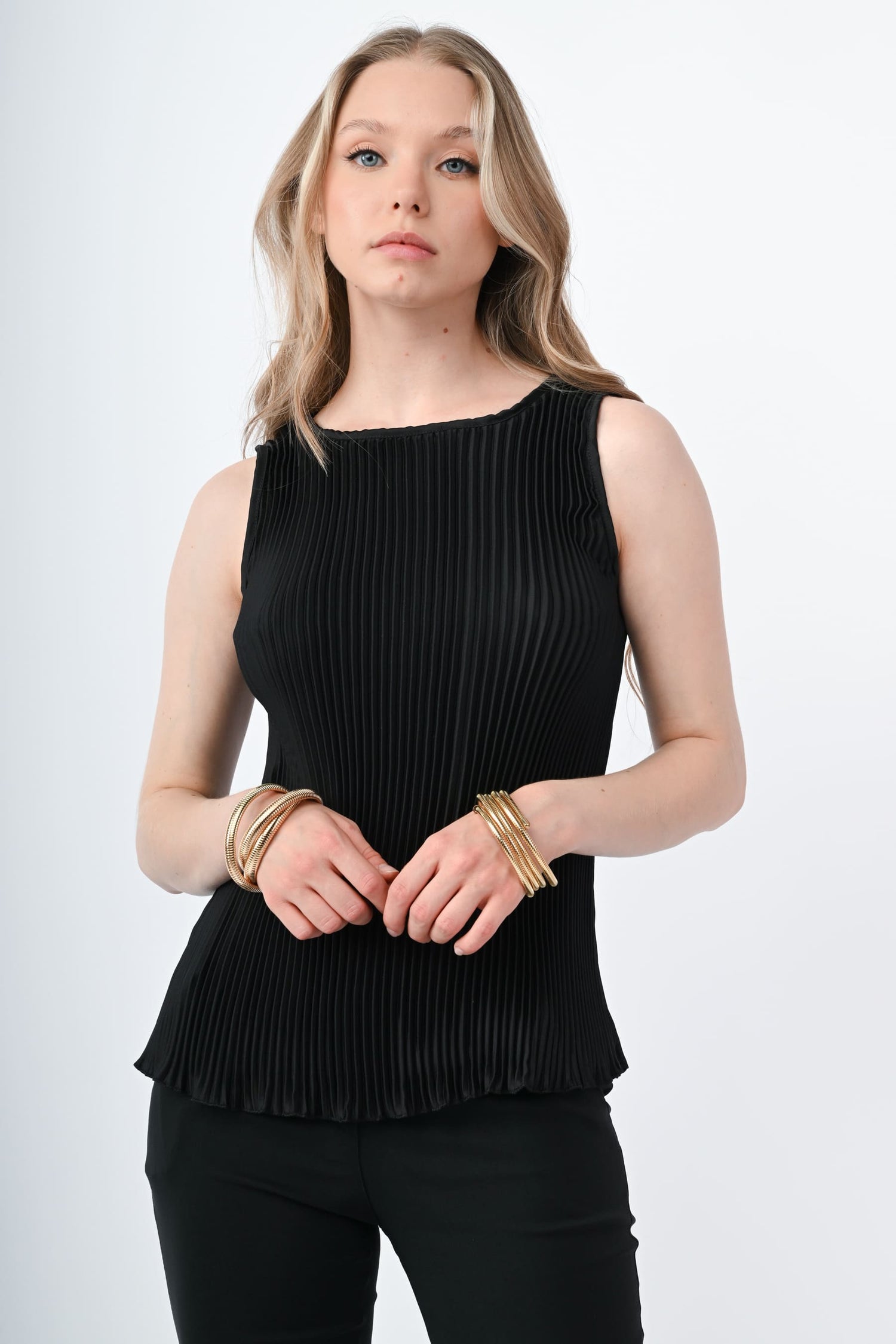 HZ20841NE-24_1_1_db0dff86-7d0b-4c24-a962-881fffaf5891