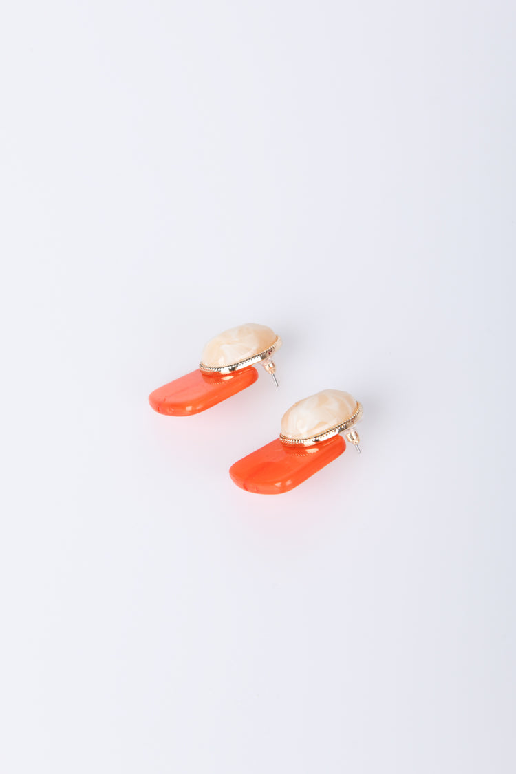 Orecchini con pendenti geometrici