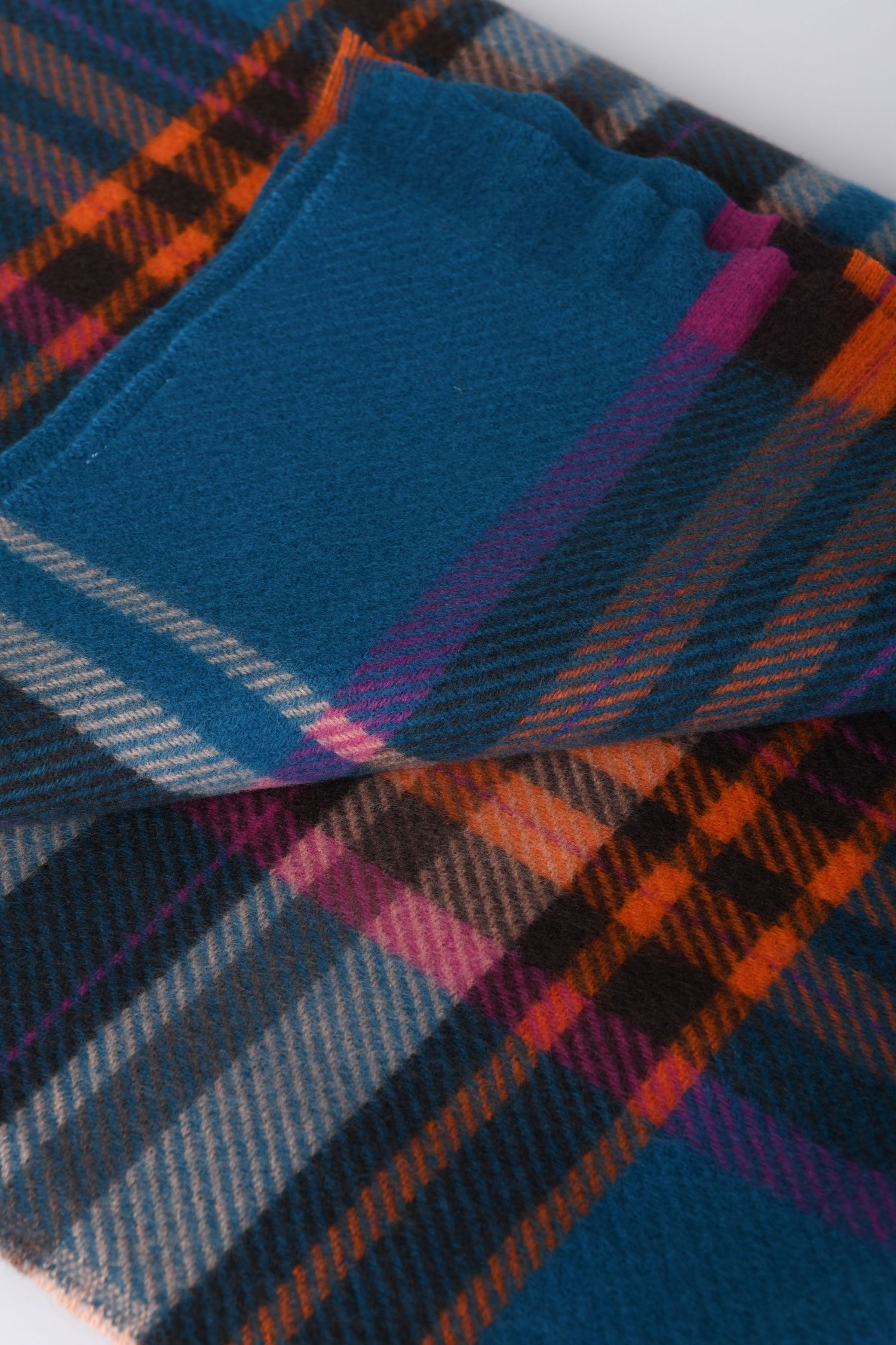 JX64FABL-23_2_2_f60ee486-28e1-4557-887b-cfc20c29342c