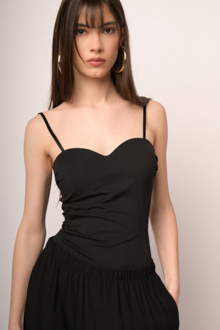 Top a bustier con scollo a cuore nero