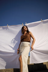 Gonna midi a portafoglio con fibbia beige