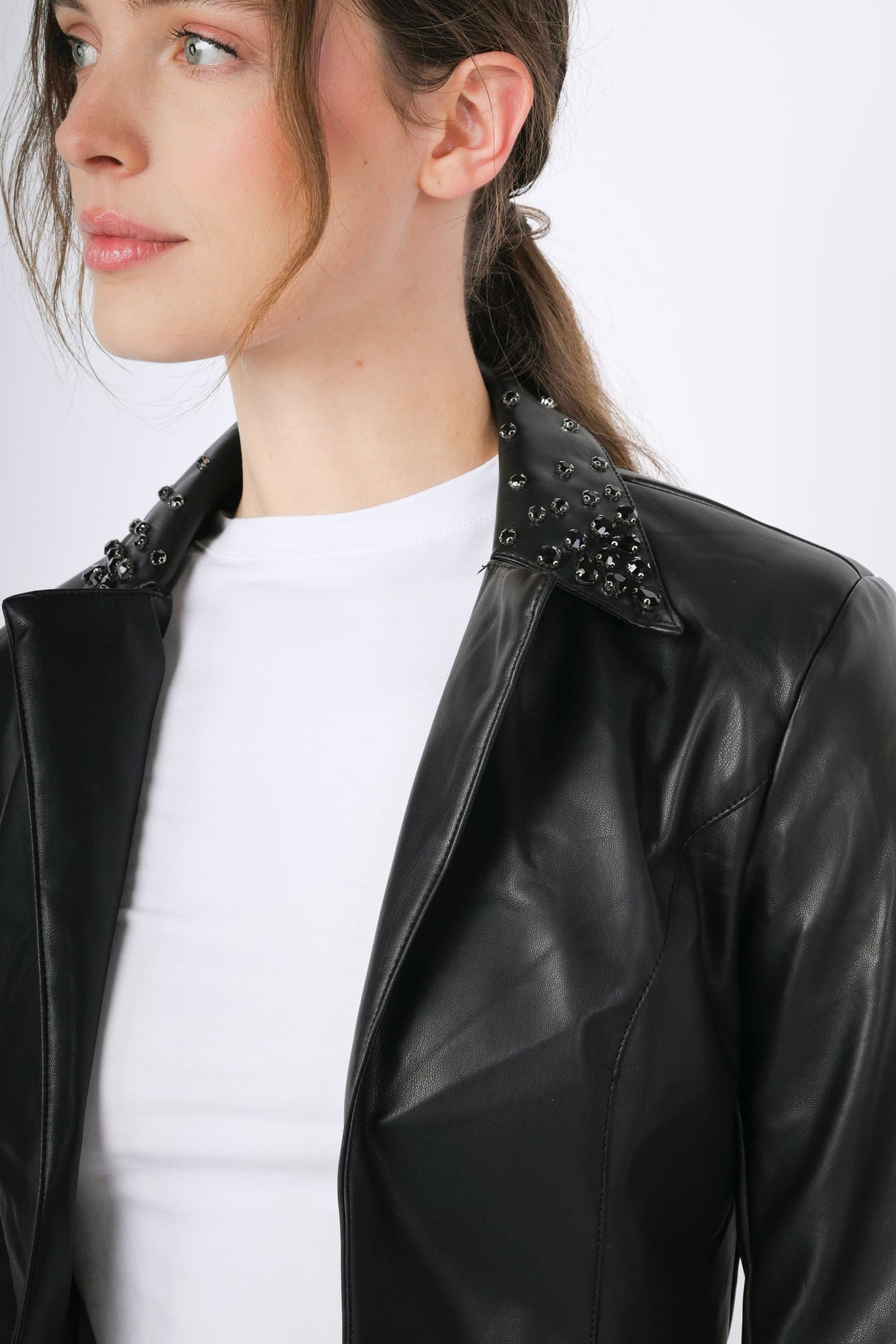 KF12630NE-23_3_3_70f5275b-7e7a-45b6-b00e-8a66e6157d92