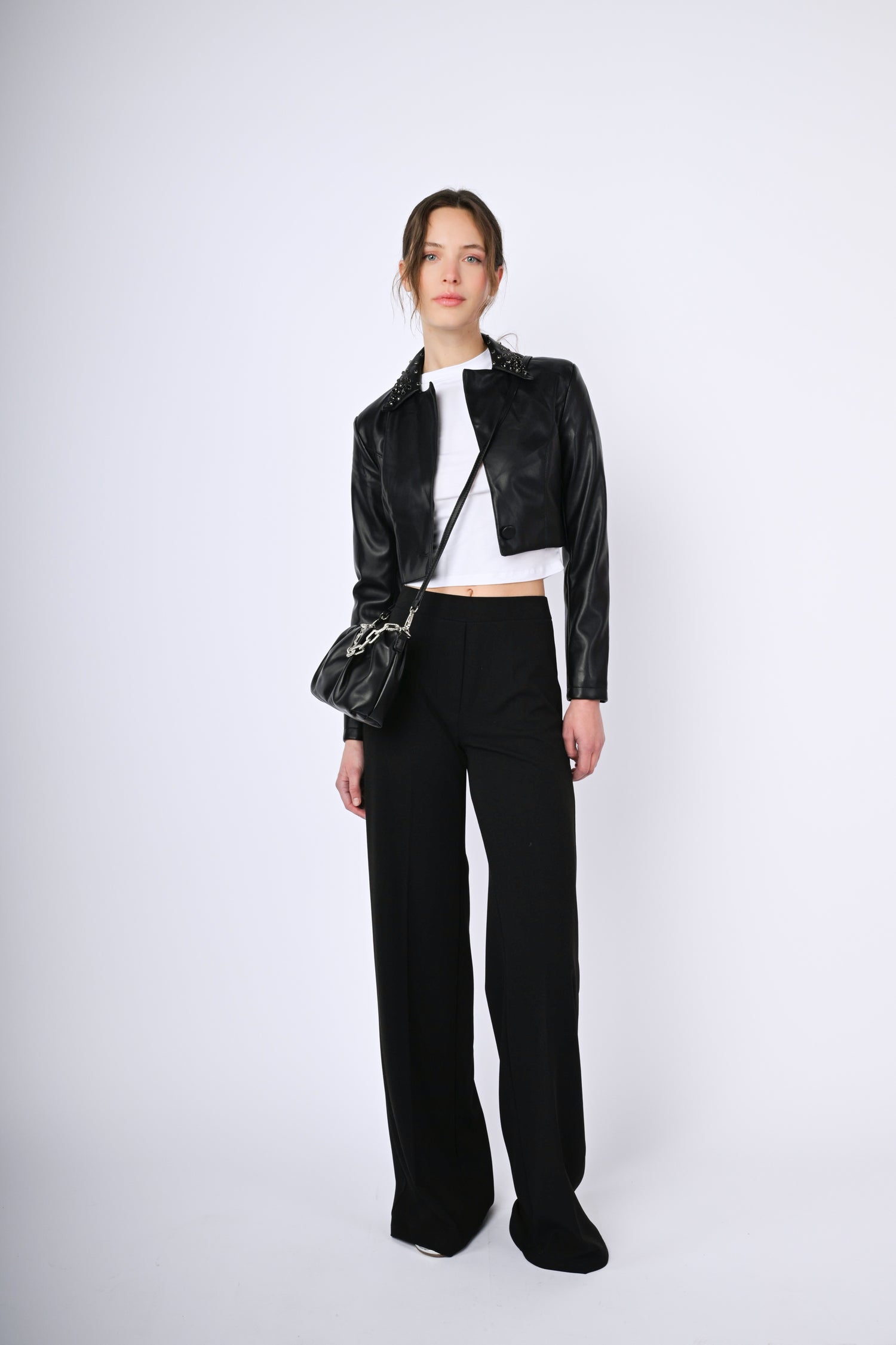 KF12630NE-23_5_5_e69634d8-7611-4876-8806-01fdf17ccd4e