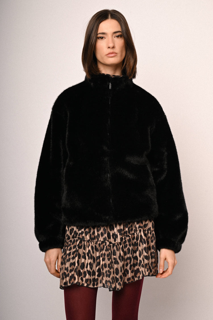 Giacca in faux fur con zip