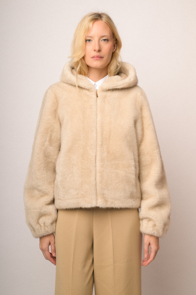 Giacca pelosa casual con zip