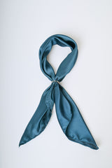 Foulard in raso a tinta unita