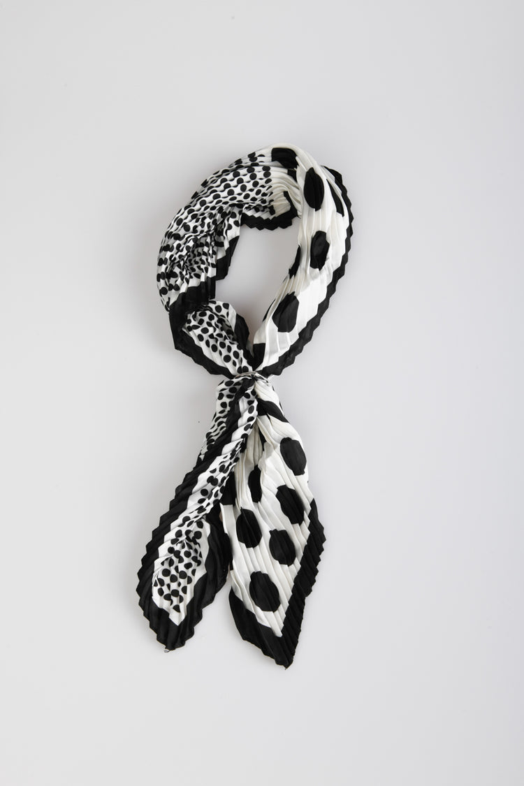 Foulard plissé a pois