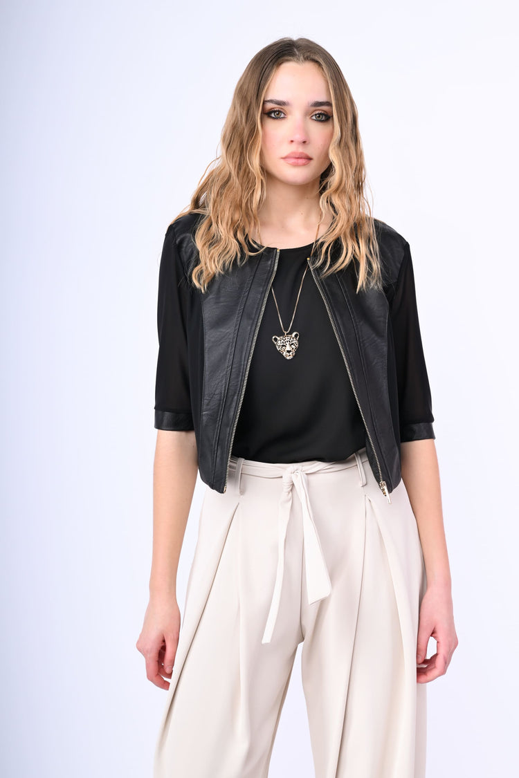Giacca crop in similpelle e tulle