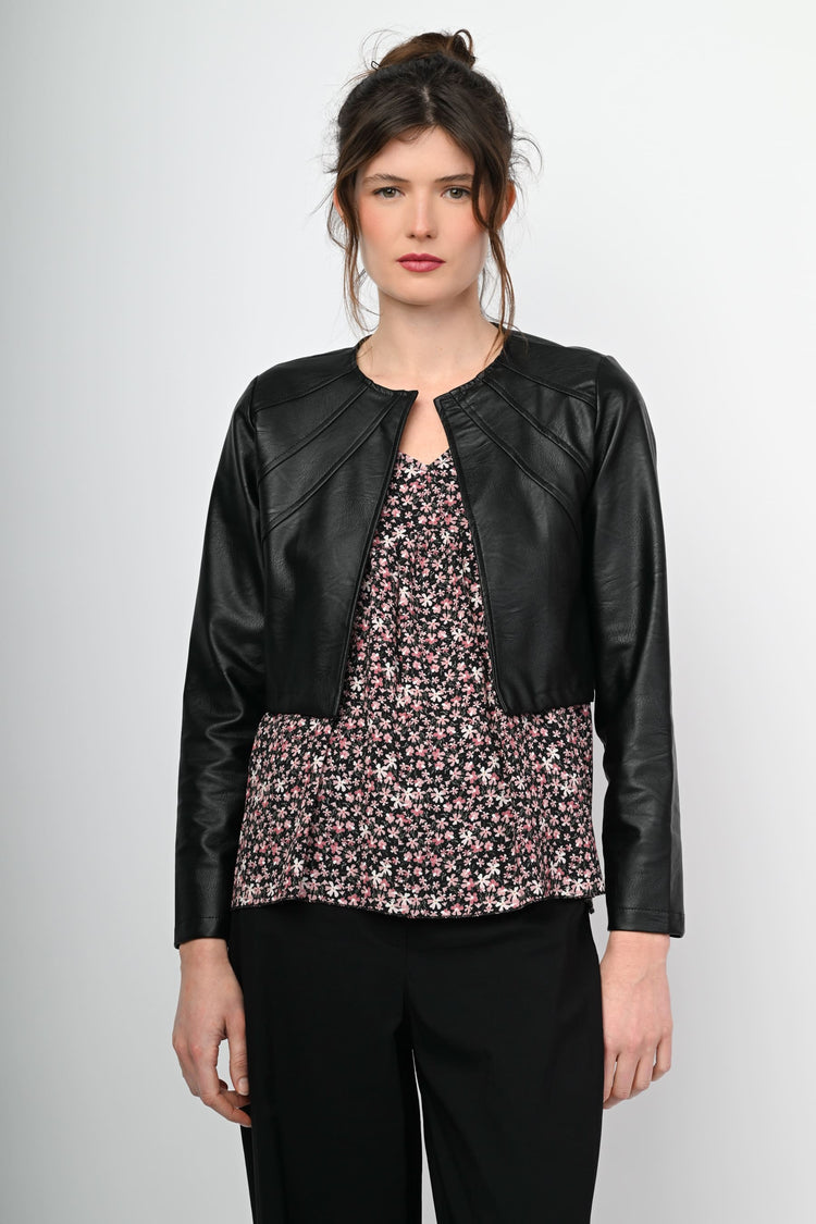 Giacca crop in similpelle