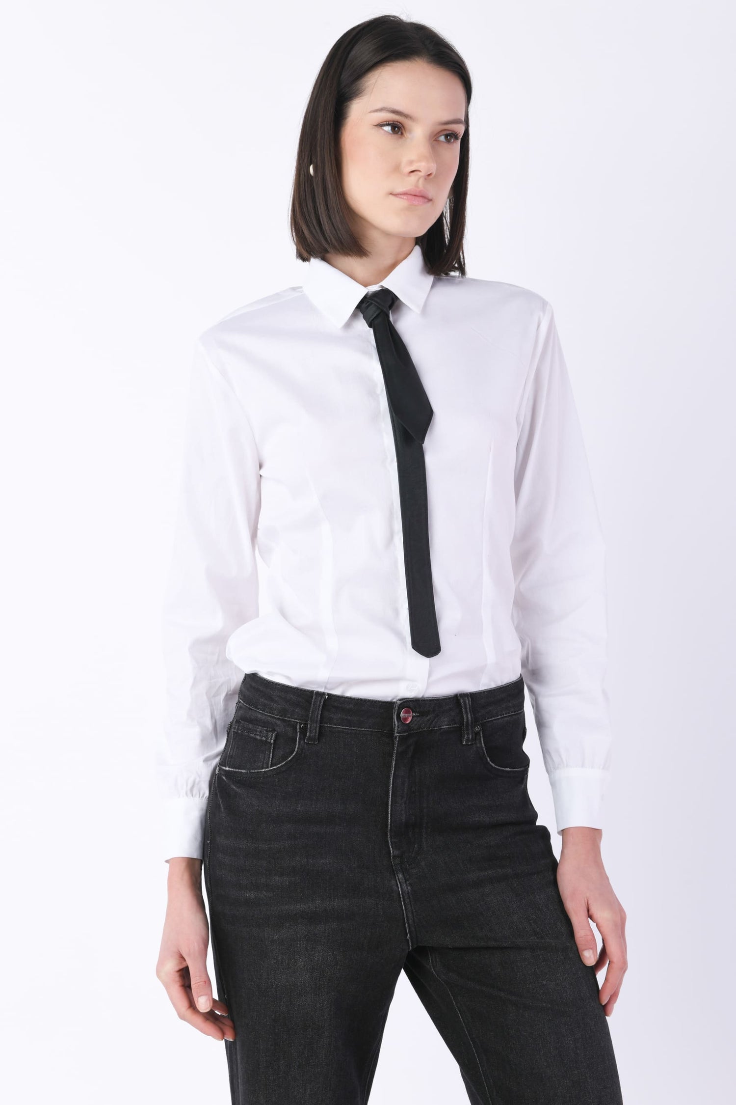 LI6025413BI-23_3_3_52756587-040e-4a13-b535-86b5cd6328f5