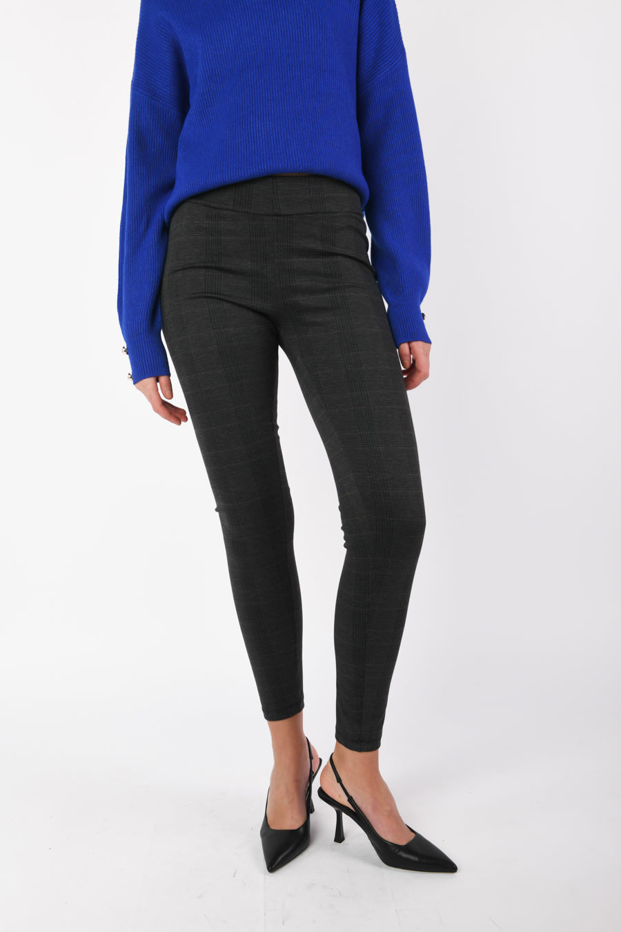 LI80892931FAMO-24_2_2_c5ce909f-f303-440f-93f0-a275a9e66457