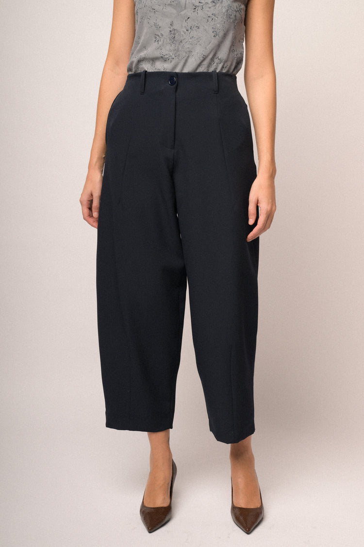 Pantaloni carrot