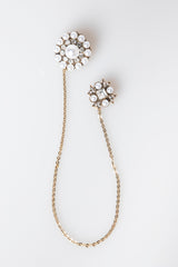 Spilla con fiori di perle
