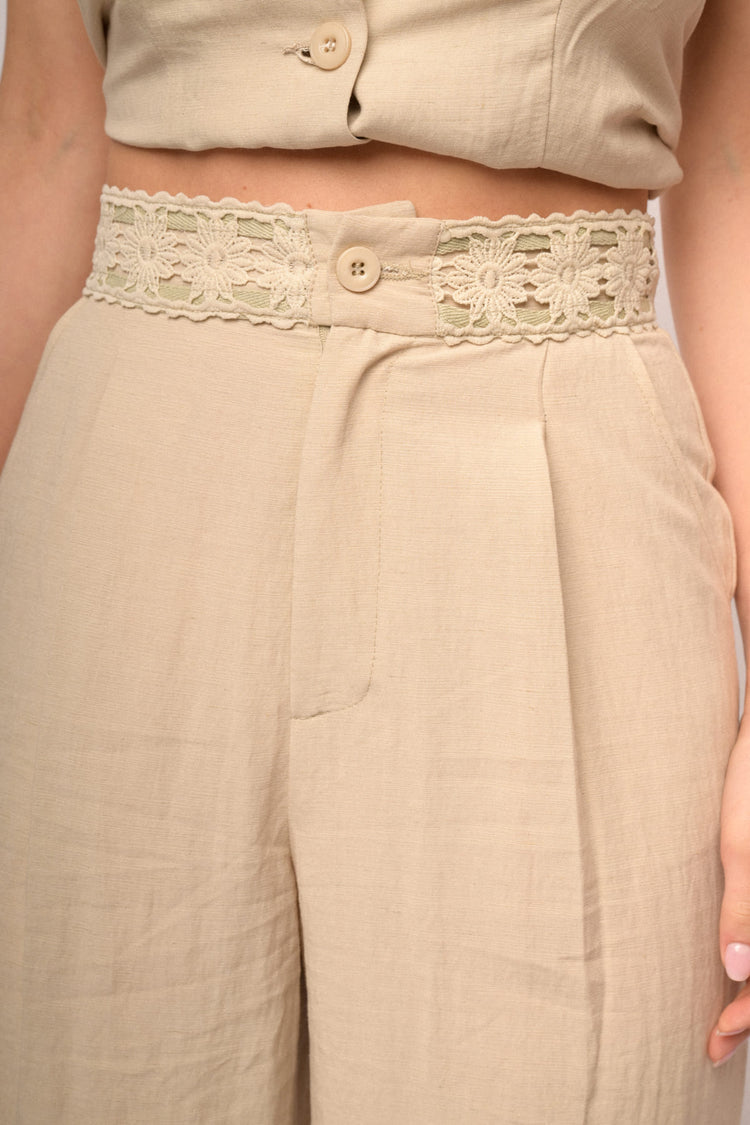 Pantaloni palazzo bordo macrame