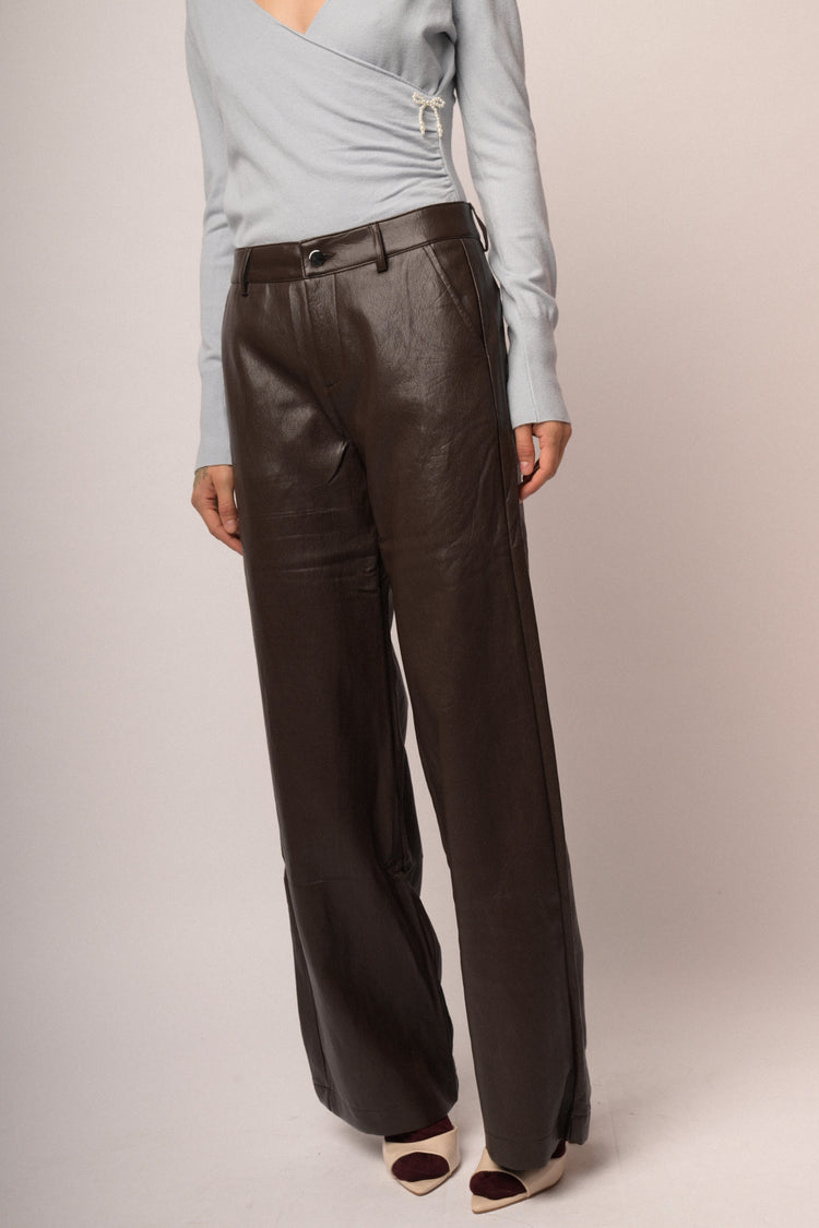 Pantaloni palazzo lucidi