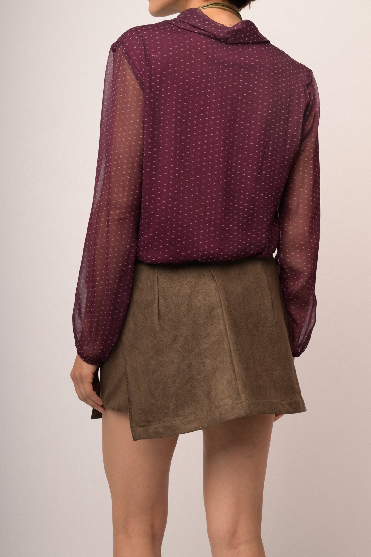 LS252243MO-26_4_4