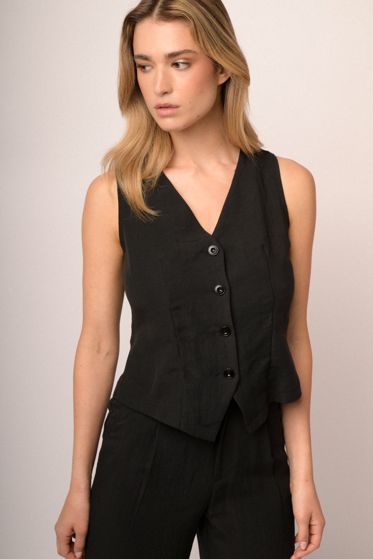 Gilet con pizzo macrame