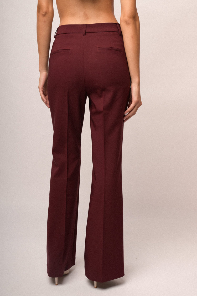 Pantaloni zampa