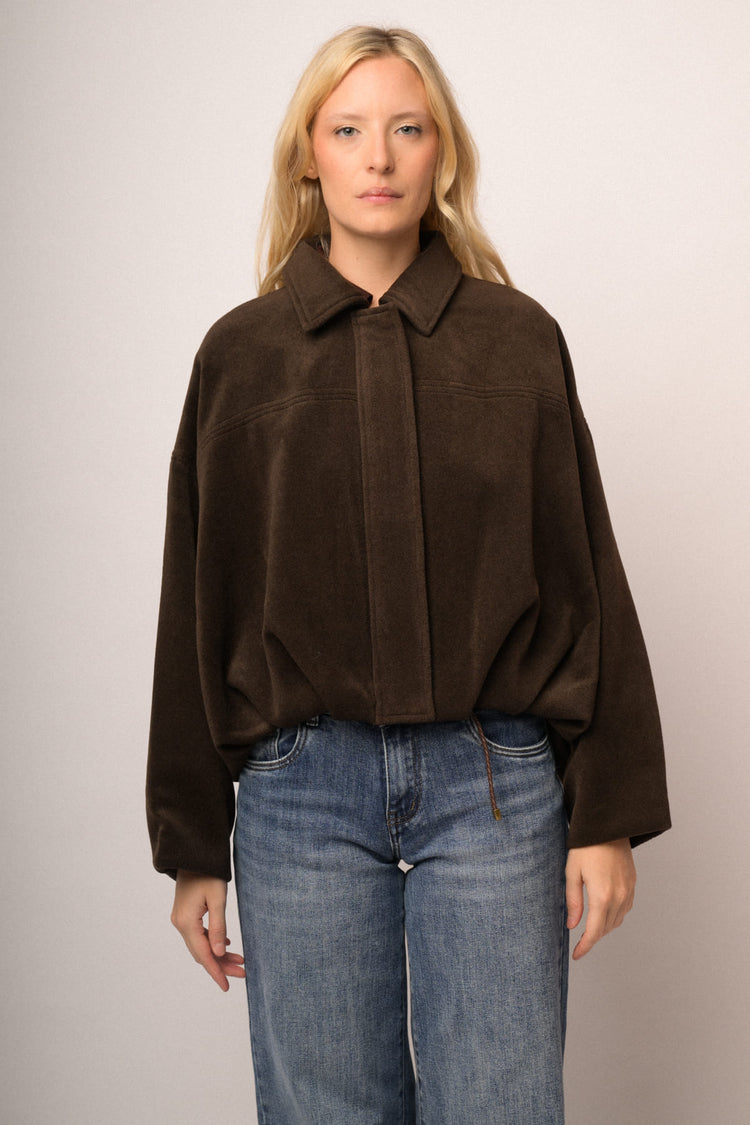 Cappotto corto arricciato