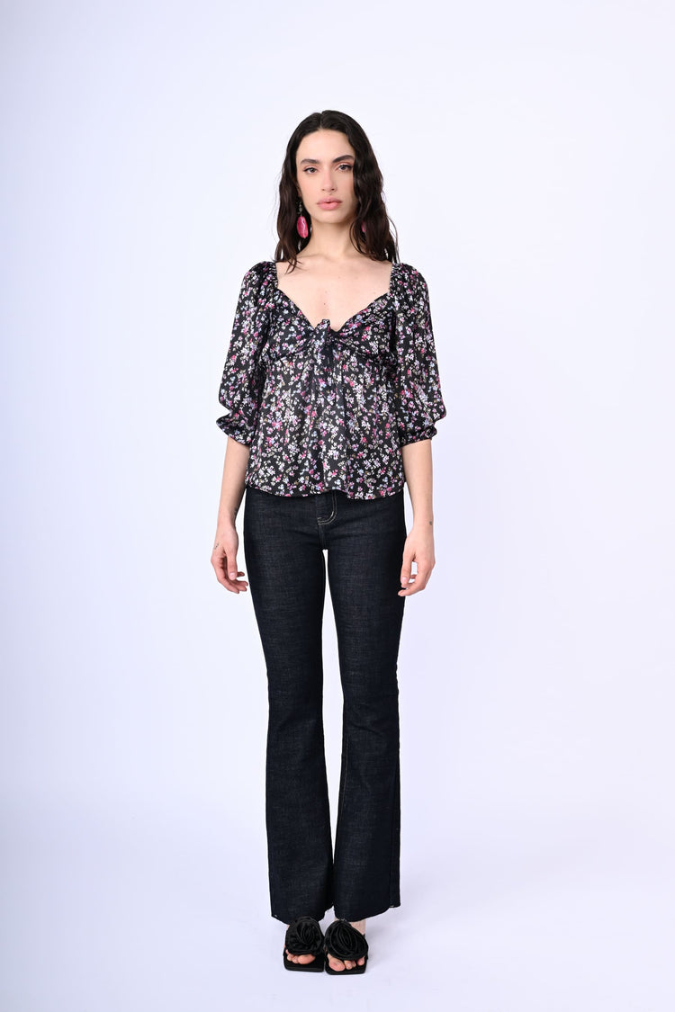 Blusa a stampa floreale con fiocco