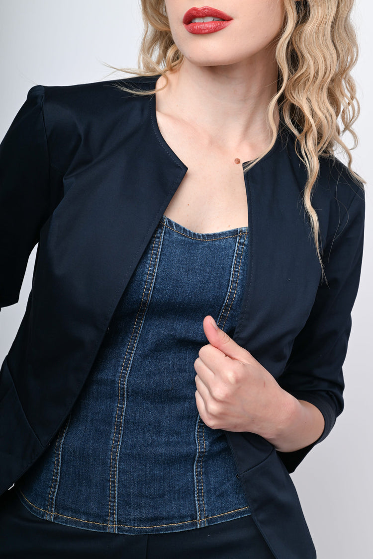 Blazer crop con balza