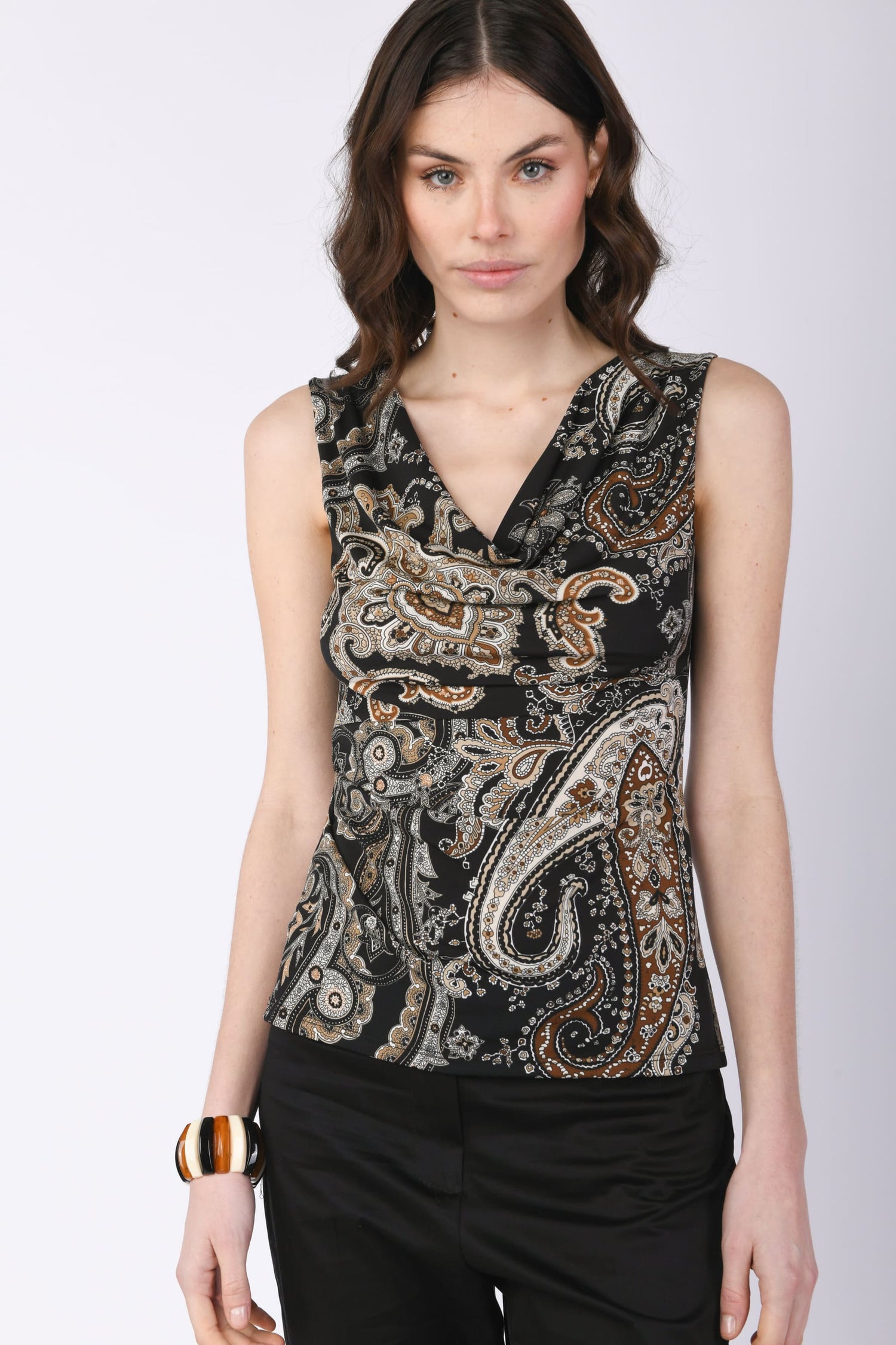 M4FANE-24_2_2_00a66fd1-cdf1-42ba-bb9d-e558be6da73e