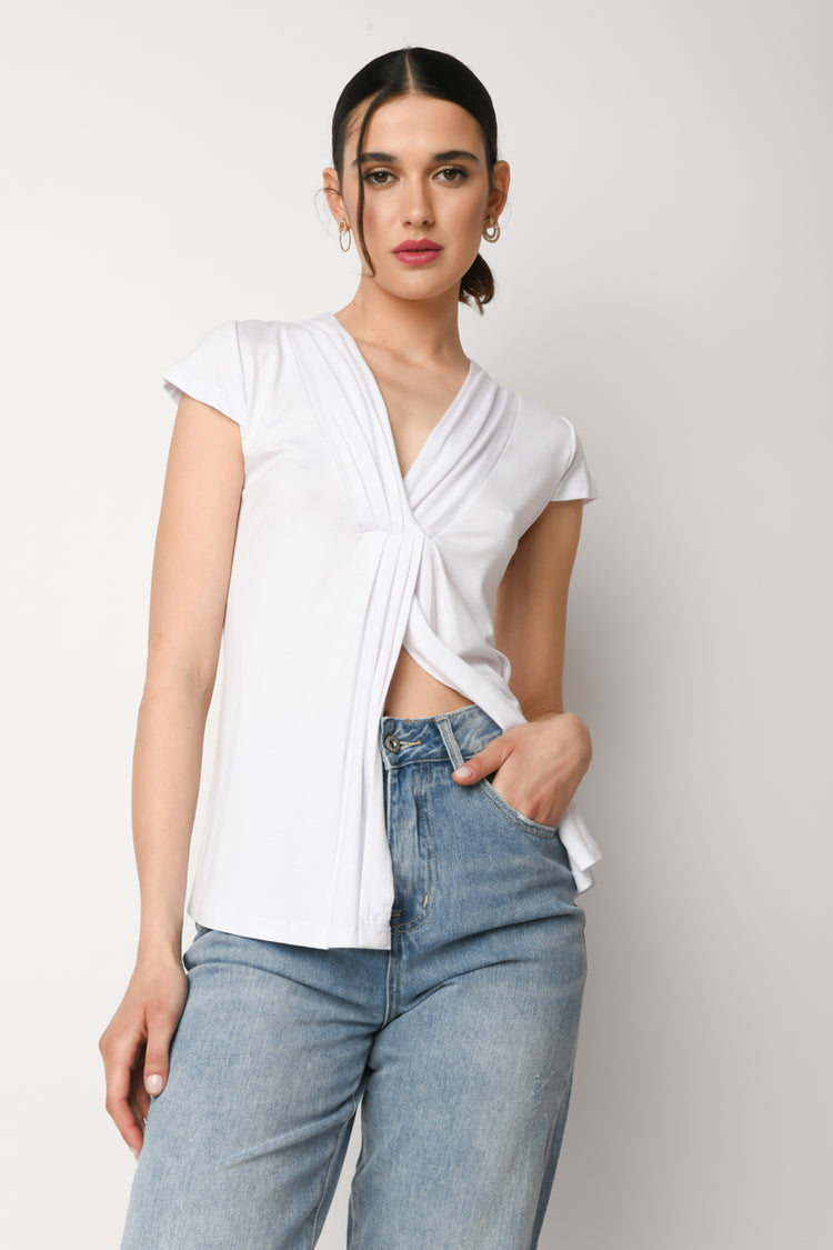 T-shirt con scollo a V a pieghe