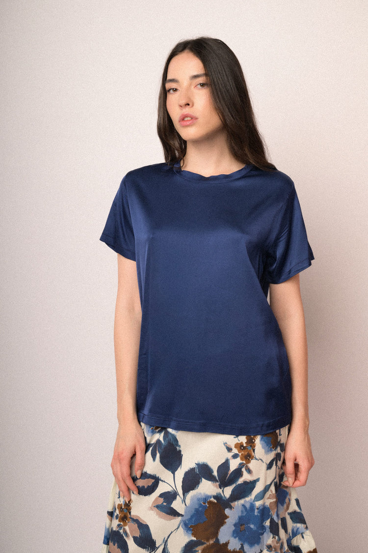 T-shirt in raso di viscosa blu